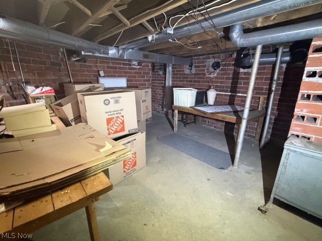 152 E Main Street New London OH 44851
