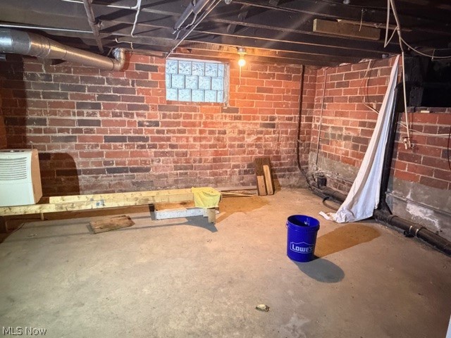 152 E Main Street New London OH 44851