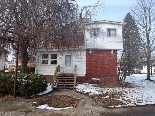 152 E Main Street New London OH 44851