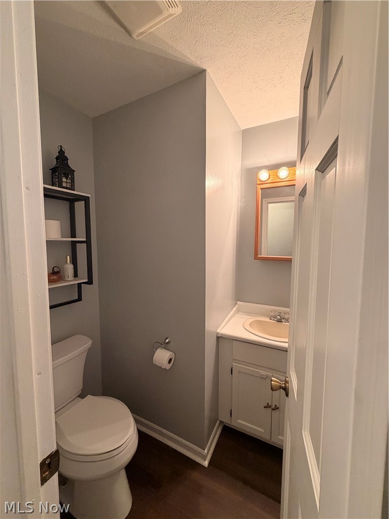 71240 Skyview Drive Martins Ferry OH 43935