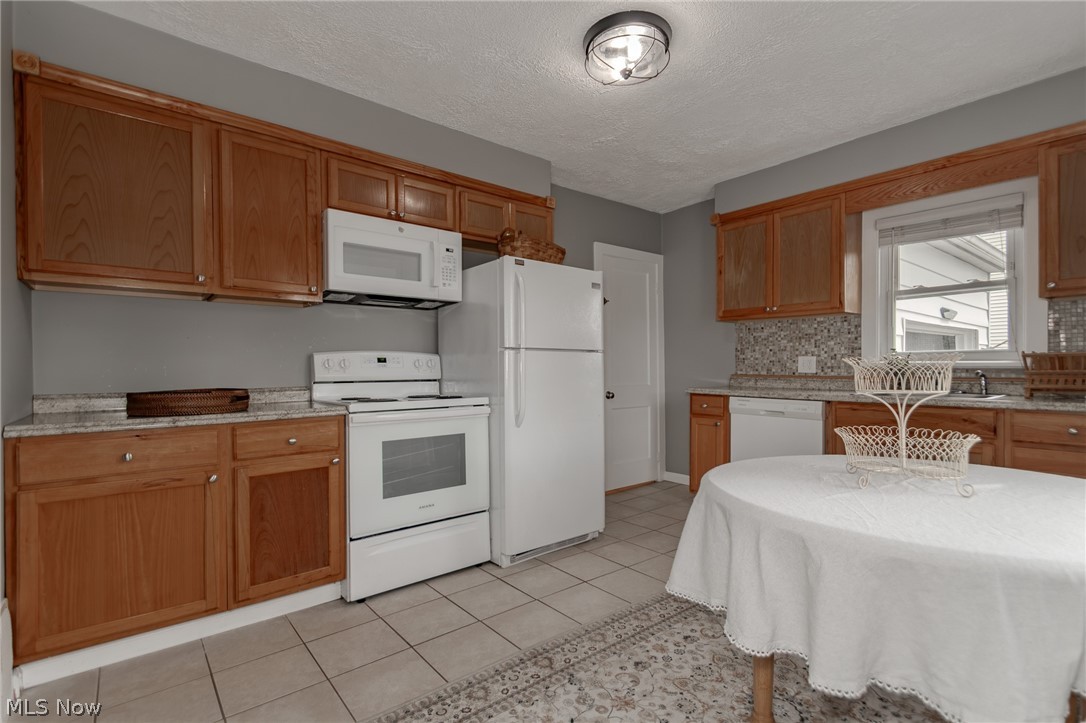 7987 Euclid Chardon Road Kirtland OH 44094