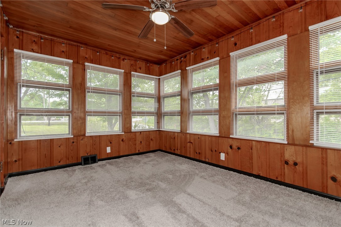 7987 Euclid Chardon Road Kirtland OH 44094