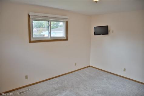 10855 Ronald Drive Parma OH 44130