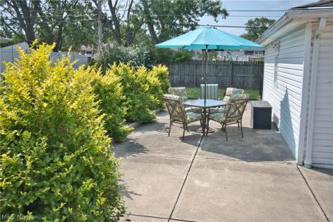 10855 Ronald Drive Parma OH 44130