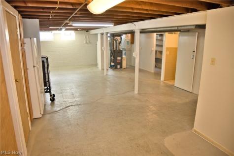 10855 Ronald Drive Parma OH 44130