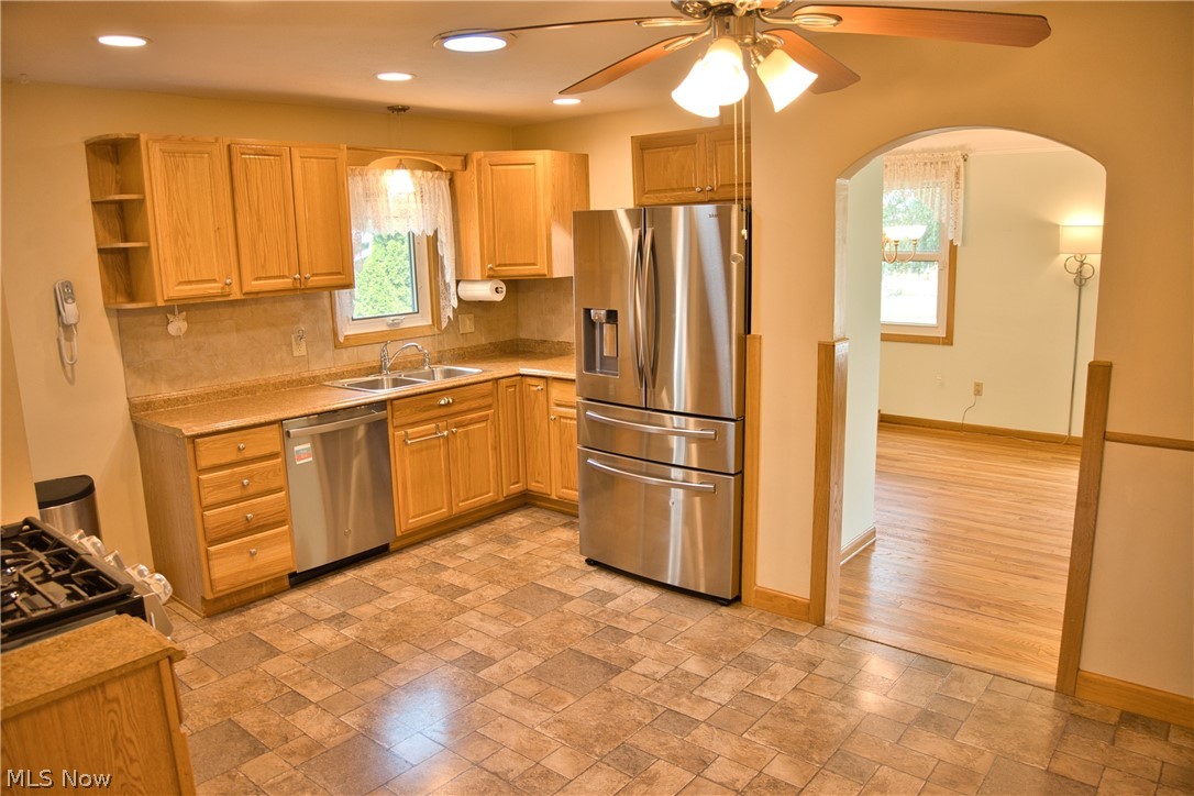 10855 Ronald Drive Parma OH 44130