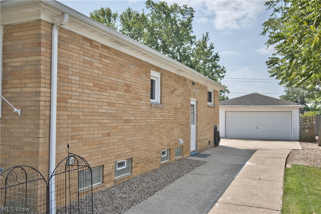 10855 Ronald Drive Parma OH 44130
