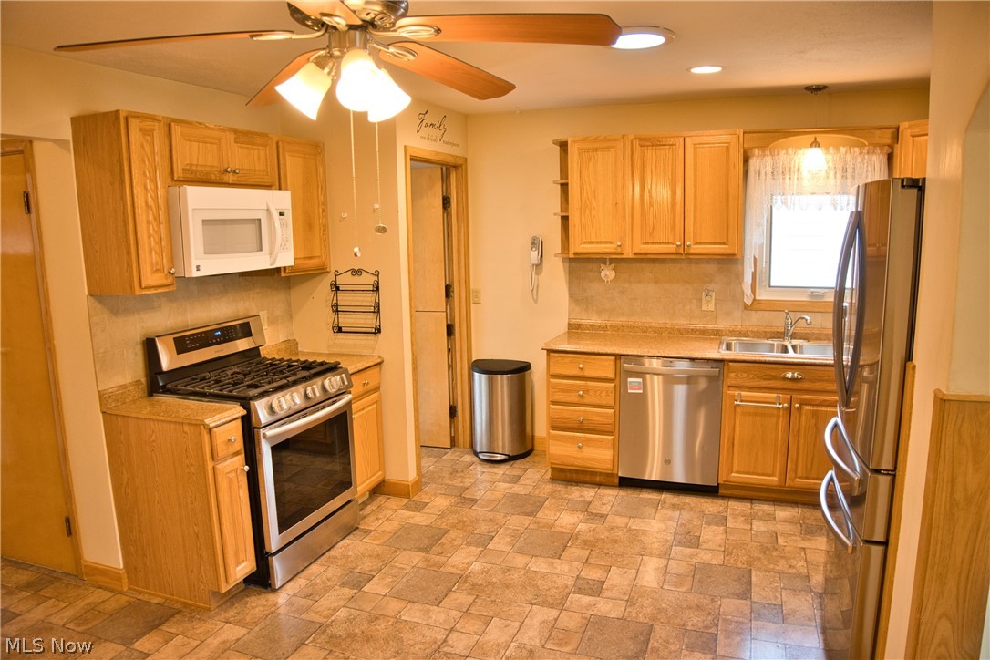 10855 Ronald Drive Parma OH 44130