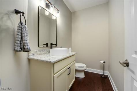 2716 Rocky Ridge Drive Westlake OH 44145