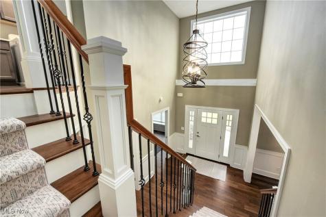 2716 Rocky Ridge Drive Westlake OH 44145