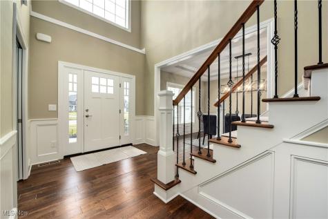 2716 Rocky Ridge Drive Westlake OH 44145