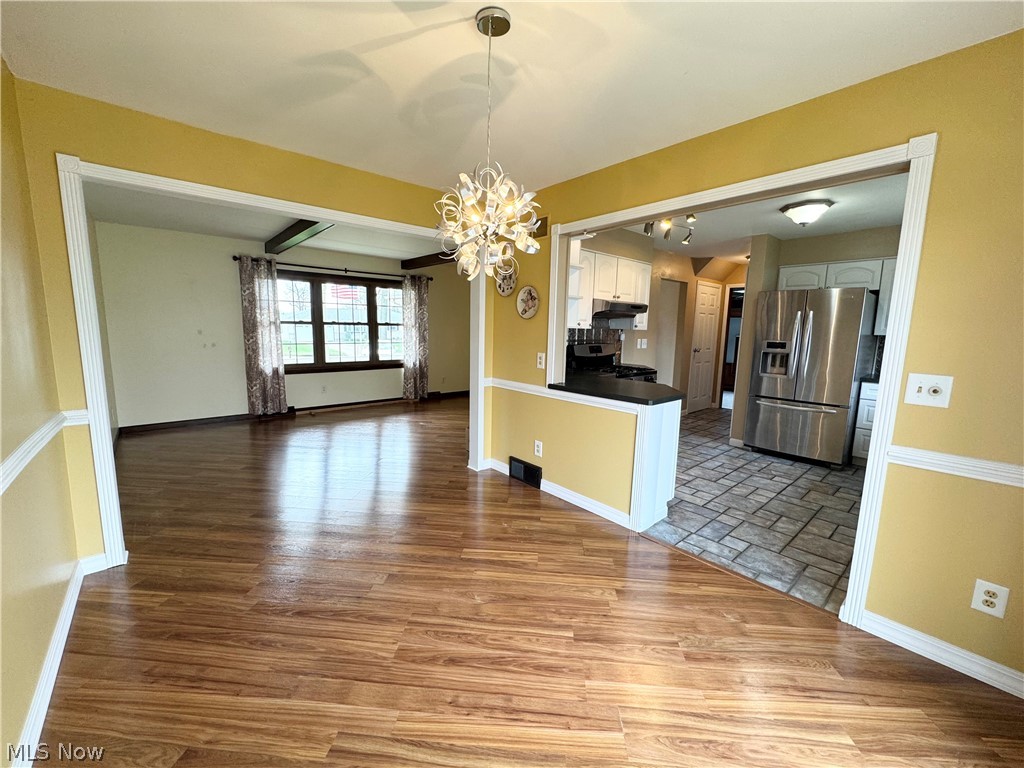 1945 Farmdale Avenue Mineral Ridge OH 44440