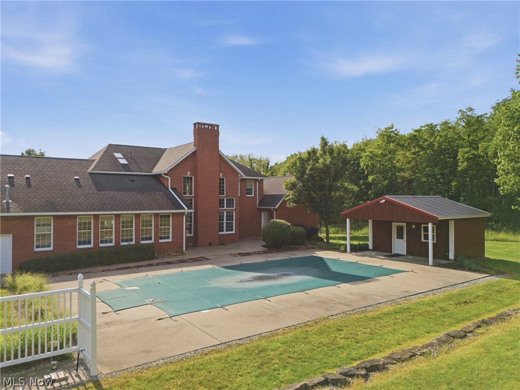 2184 Brenner Road NE Carrollton OH 44615