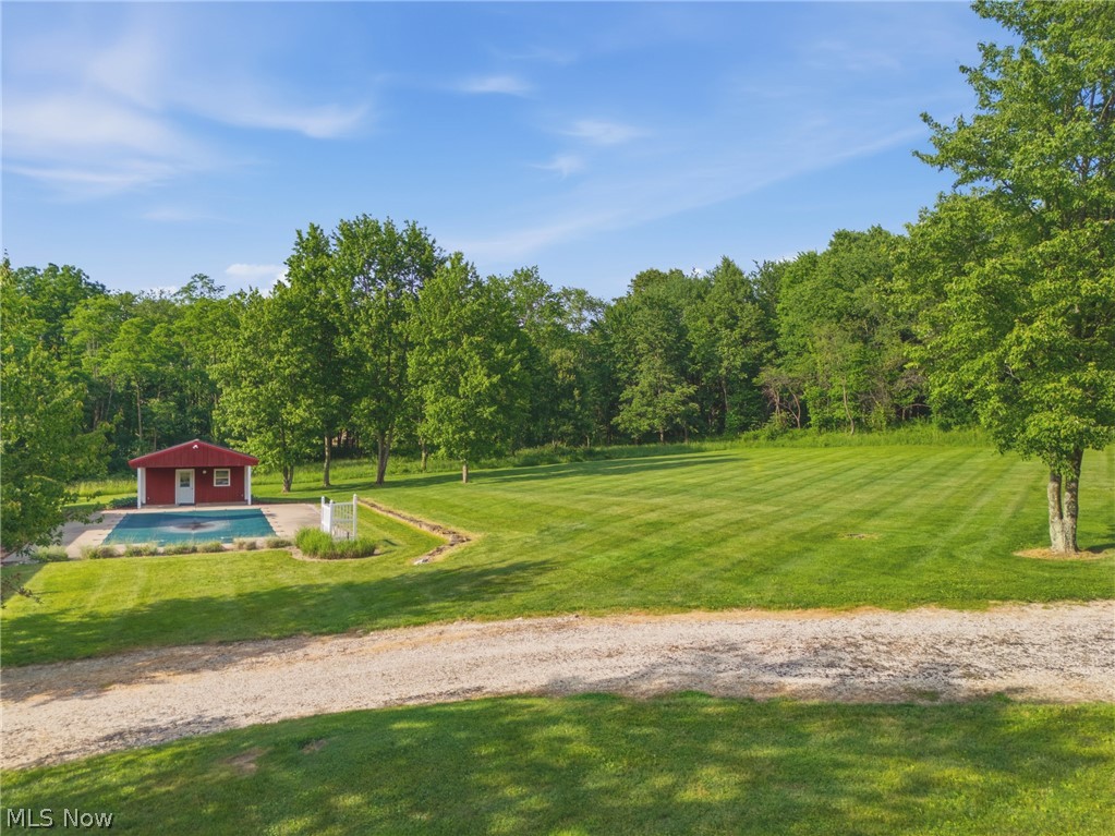 2184 Brenner Road NE Carrollton OH 44615