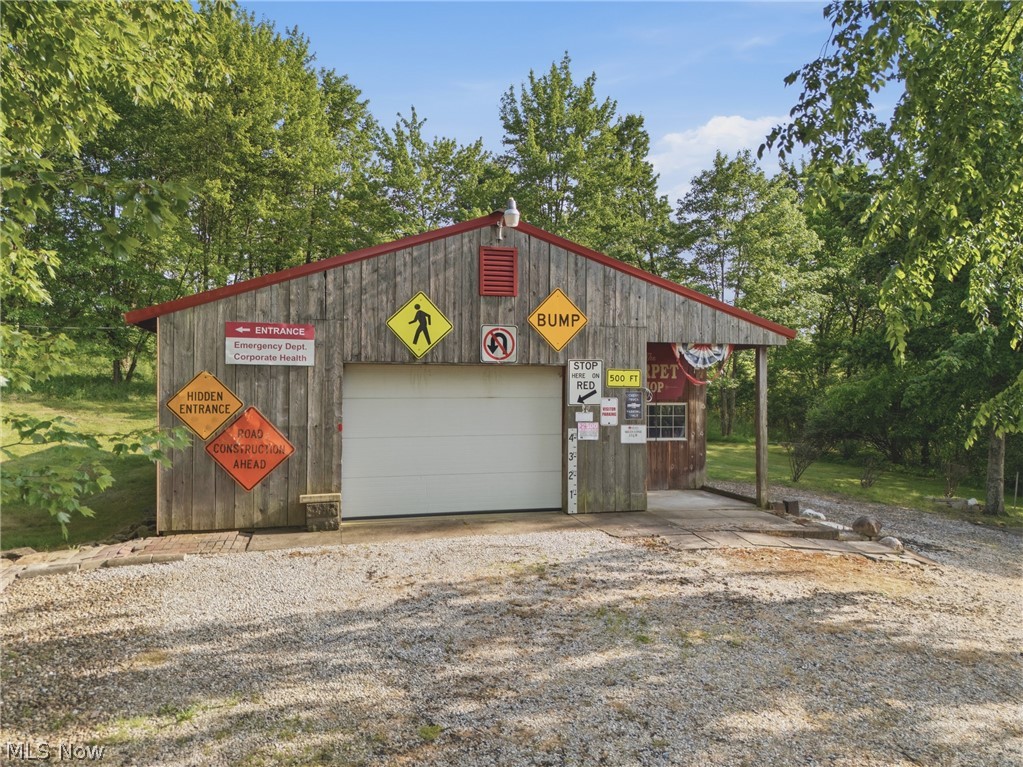 2184 Brenner Road NE Carrollton OH 44615