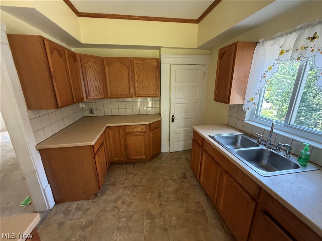 1273 Girard Street Akron OH 44301