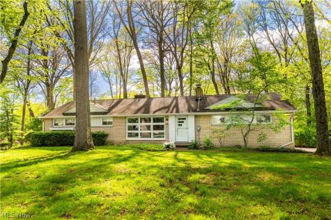 1715 Jackson Avenue NW Massillon OH 44646