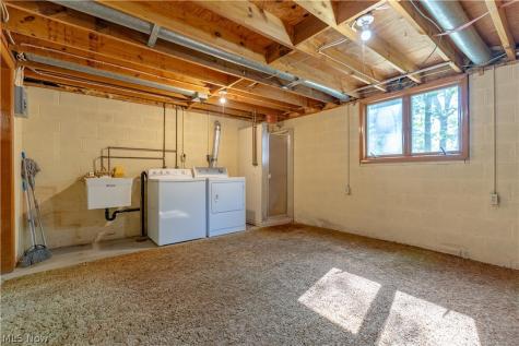 1715 Jackson Avenue NW Massillon OH 44646