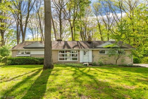 1715 Jackson Avenue NW Massillon OH 44646