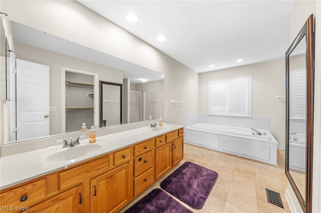 3136 Helston Avenue Akron OH 44312