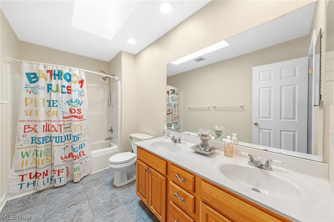 3136 Helston Avenue Akron OH 44312