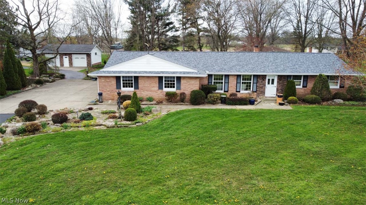 7470 Gayview Street Louisville OH 44641