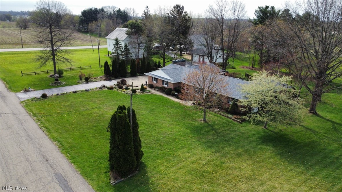 7470 Gayview Street Louisville OH 44641