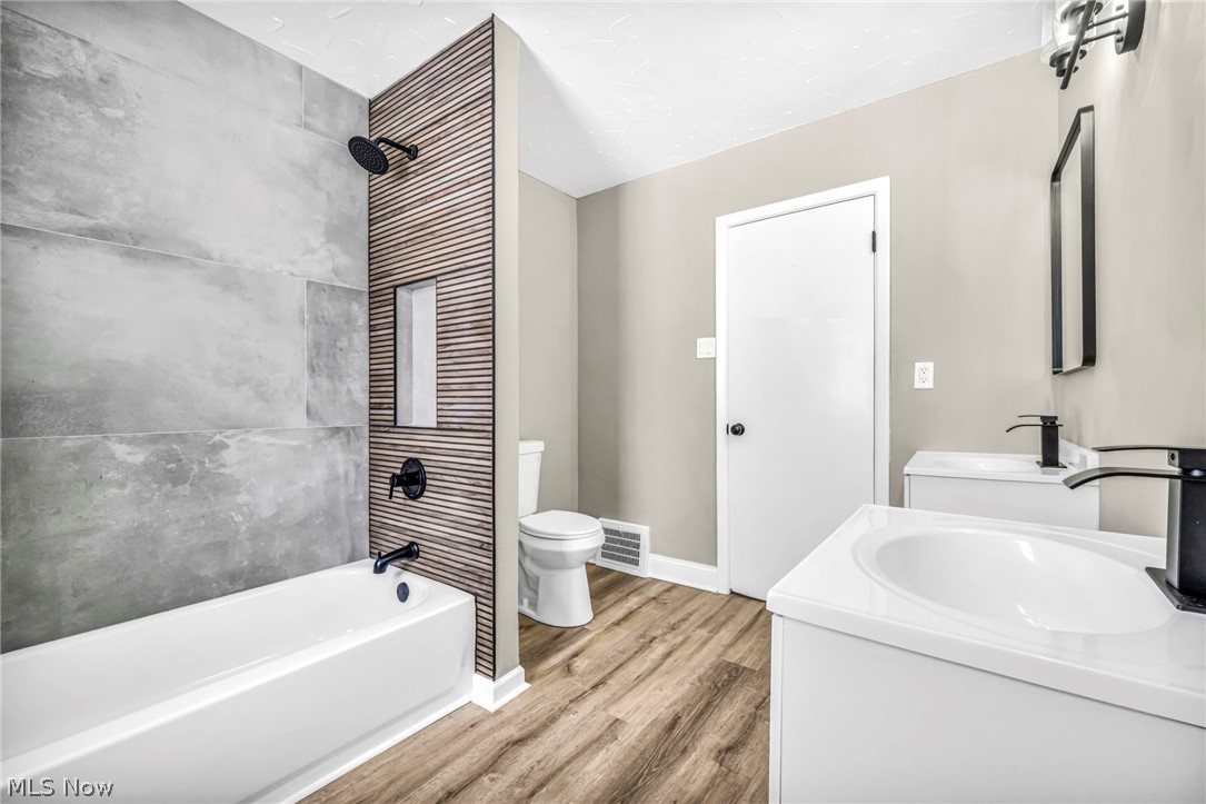6103 Gertrude Avenue Cleveland OH 44105