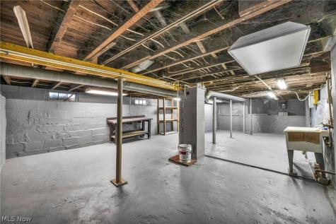 6103 Gertrude Avenue Cleveland OH 44105