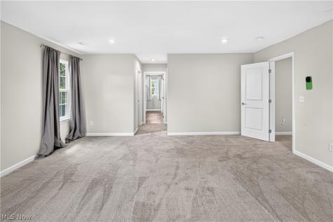 6159 Krystina Run Lorain OH 44053