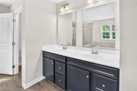 6159 Krystina Run Lorain OH 44053
