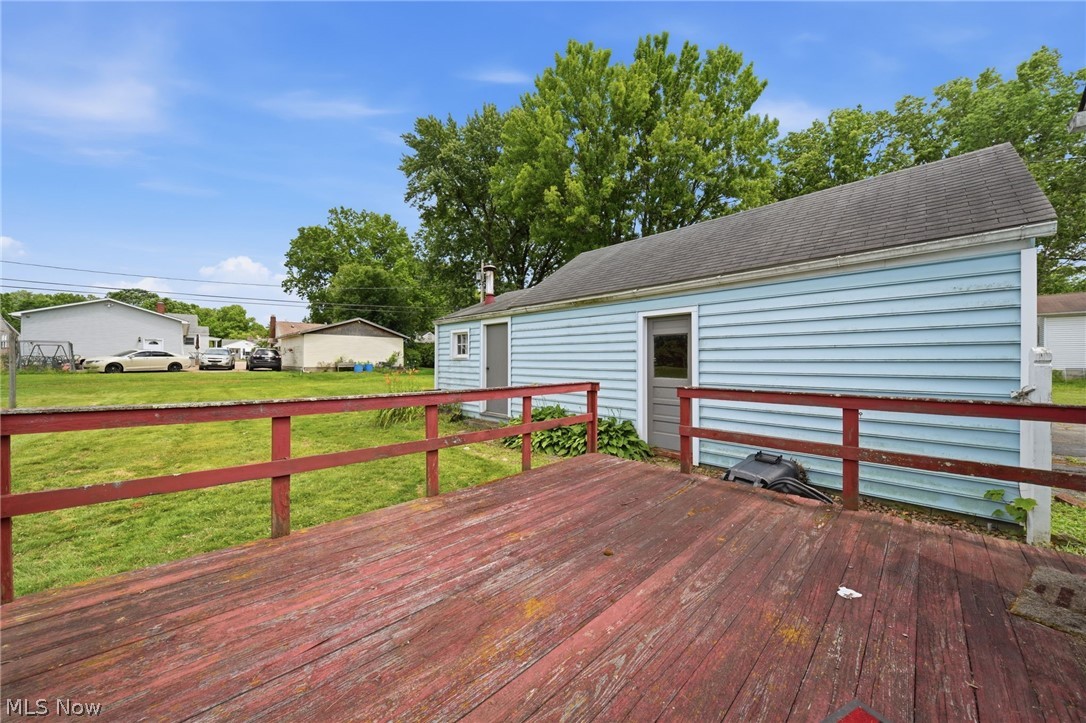 36 N Pearl Street Columbiana OH 44408