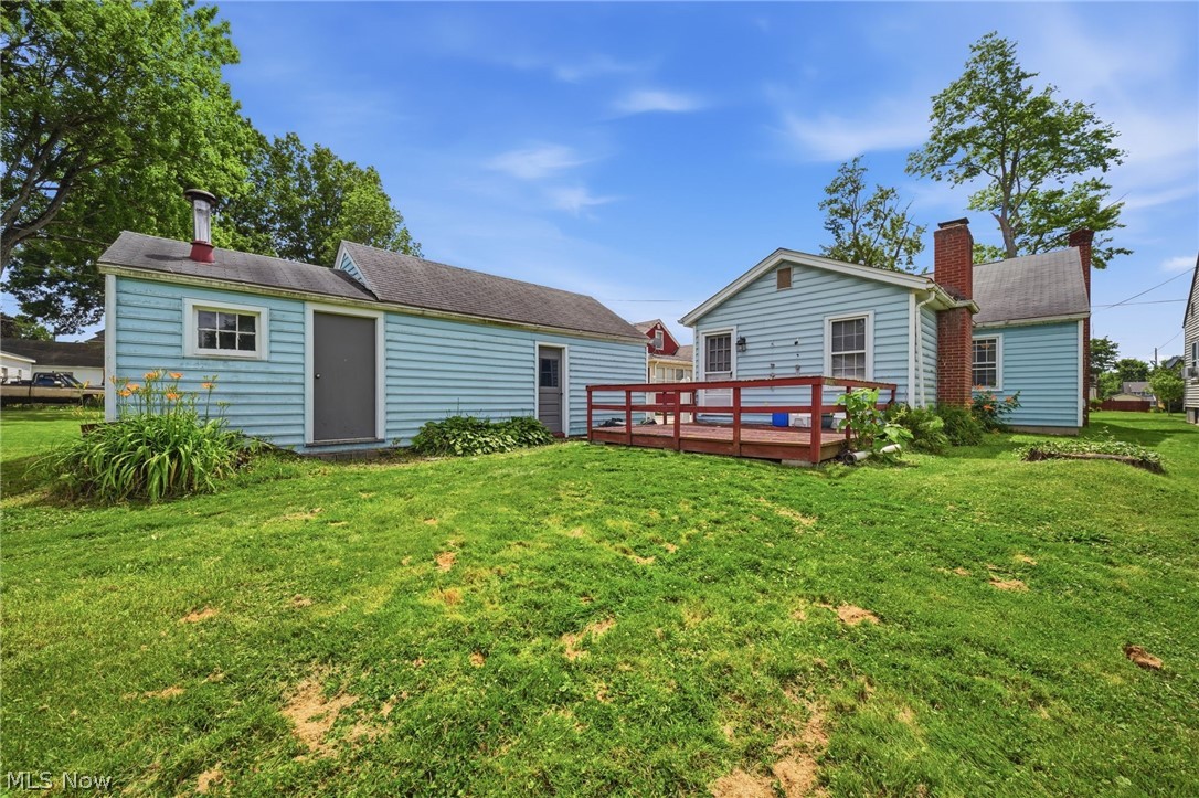 36 N Pearl Street Columbiana OH 44408