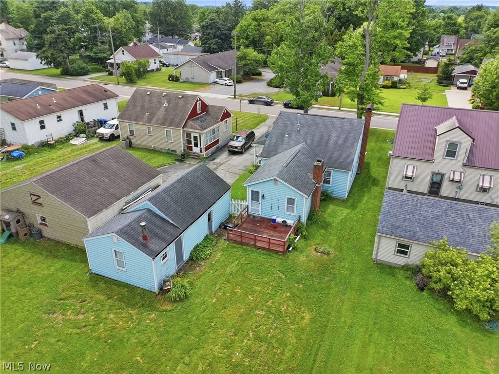 36 N Pearl Street Columbiana OH 44408