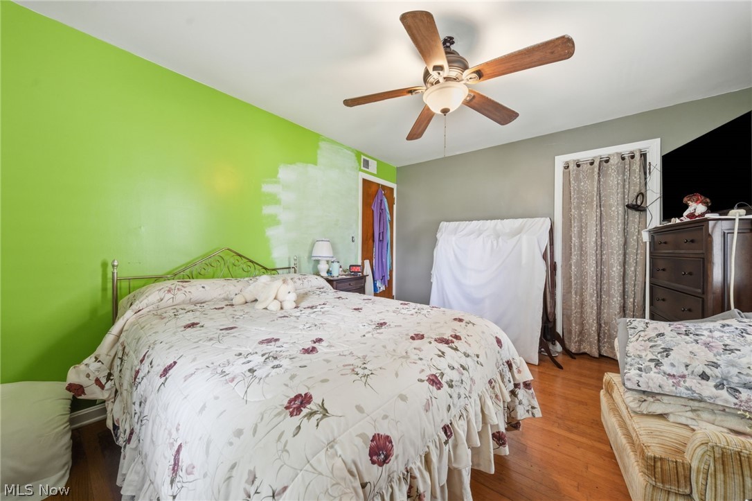 36 N Pearl Street Columbiana OH 44408