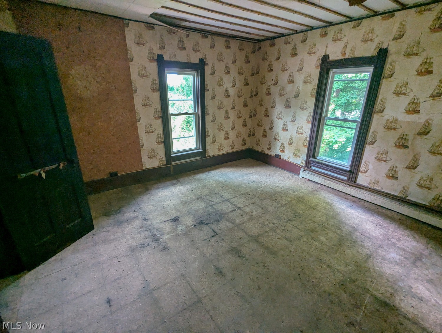 2580 Edison Street NW Uniontown OH 44685