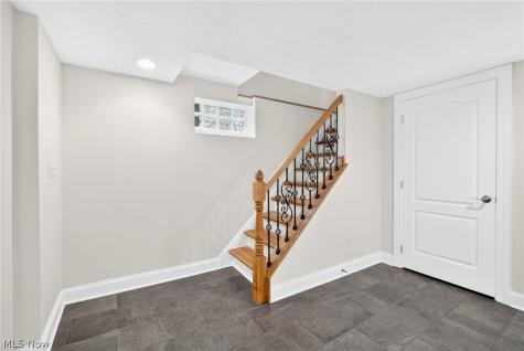 1515 Bunts Road Lakewood OH 44107