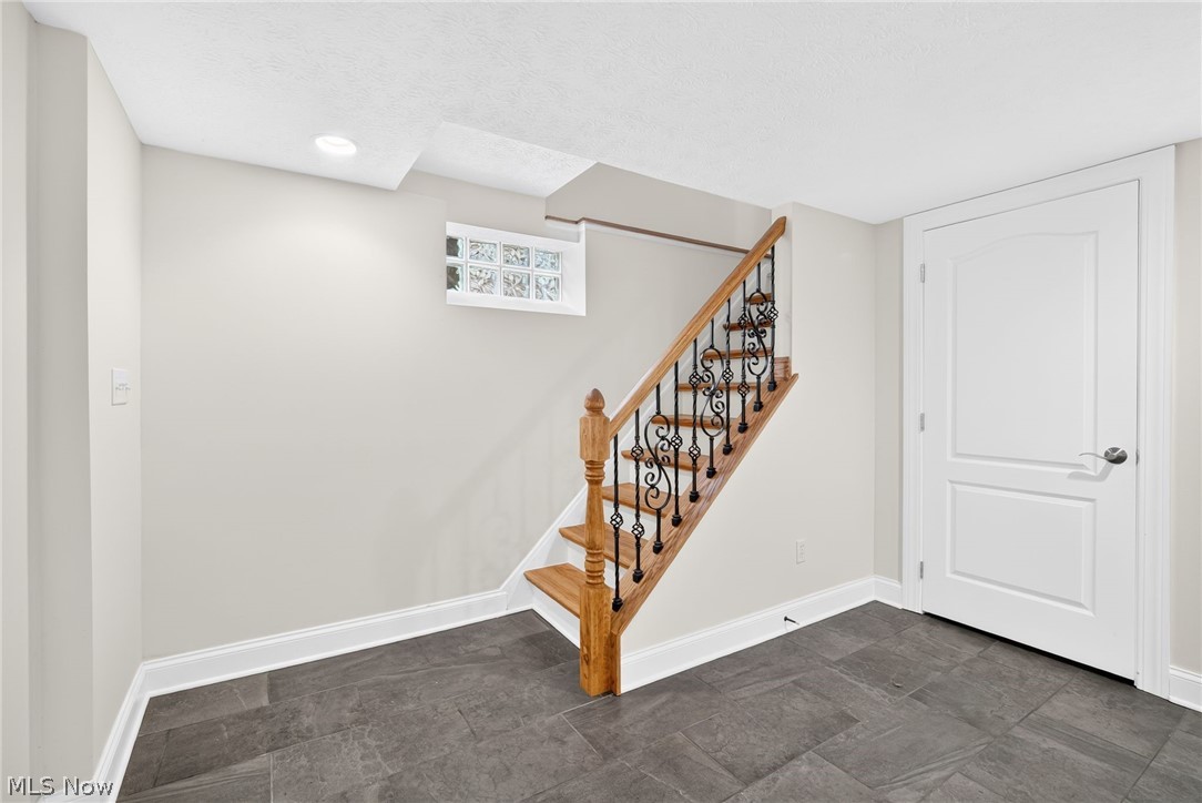 1515 Bunts Road Lakewood OH 44107