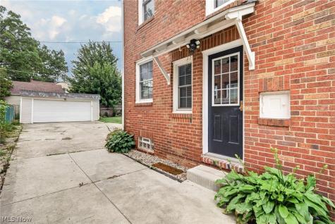 1515 Bunts Road Lakewood OH 44107