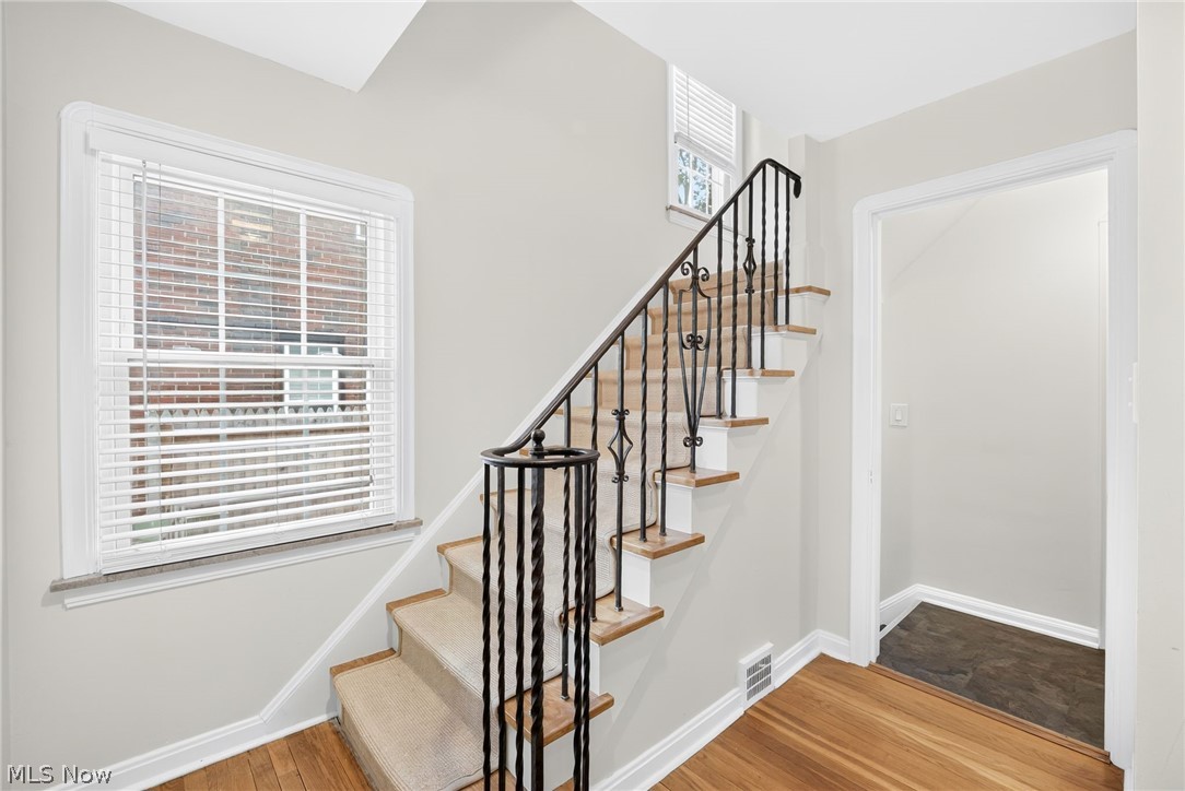 1515 Bunts Road Lakewood OH 44107
