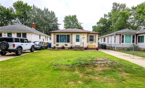 11109 Meadowbrook Drive Parma Heights OH 44130