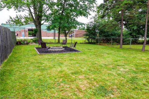 11109 Meadowbrook Drive Parma Heights OH 44130