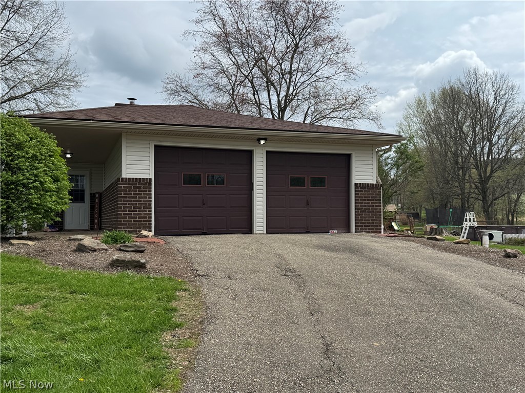 4022 State Route 516 NW Dover OH 44622