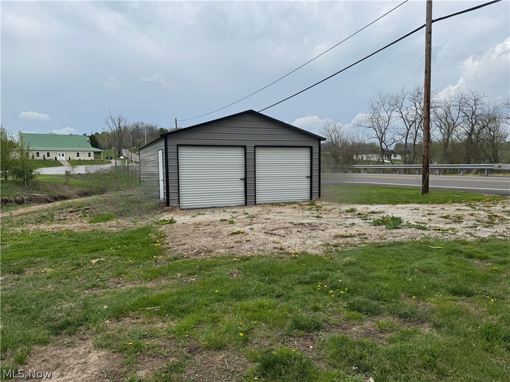4022 State Route 516 NW Dover OH 44622