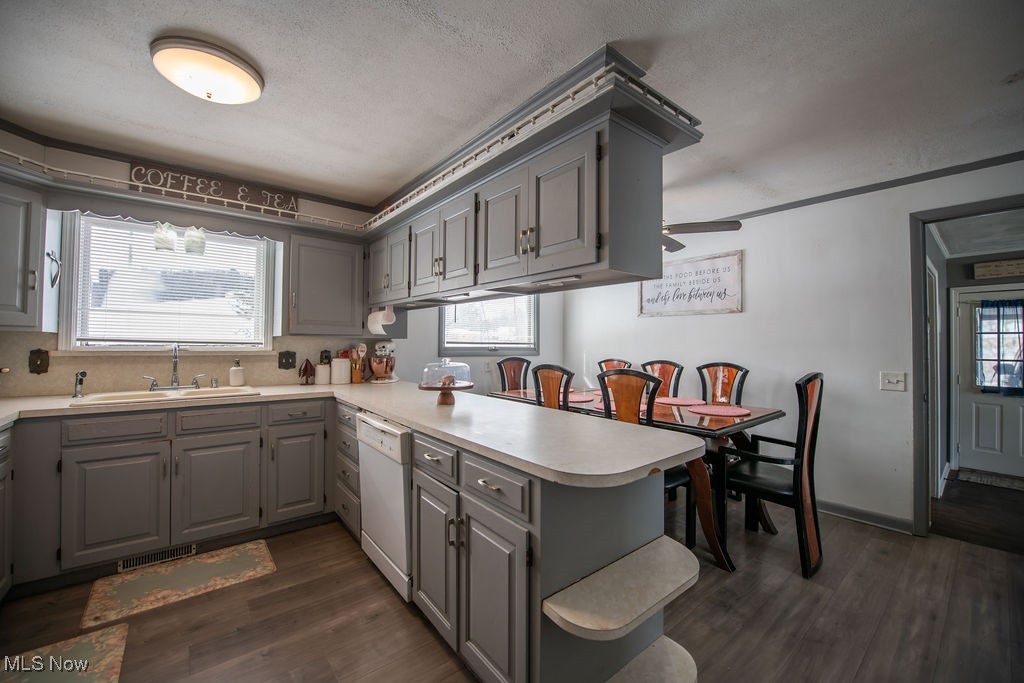 4022 State Route 516 NW Dover OH 44622