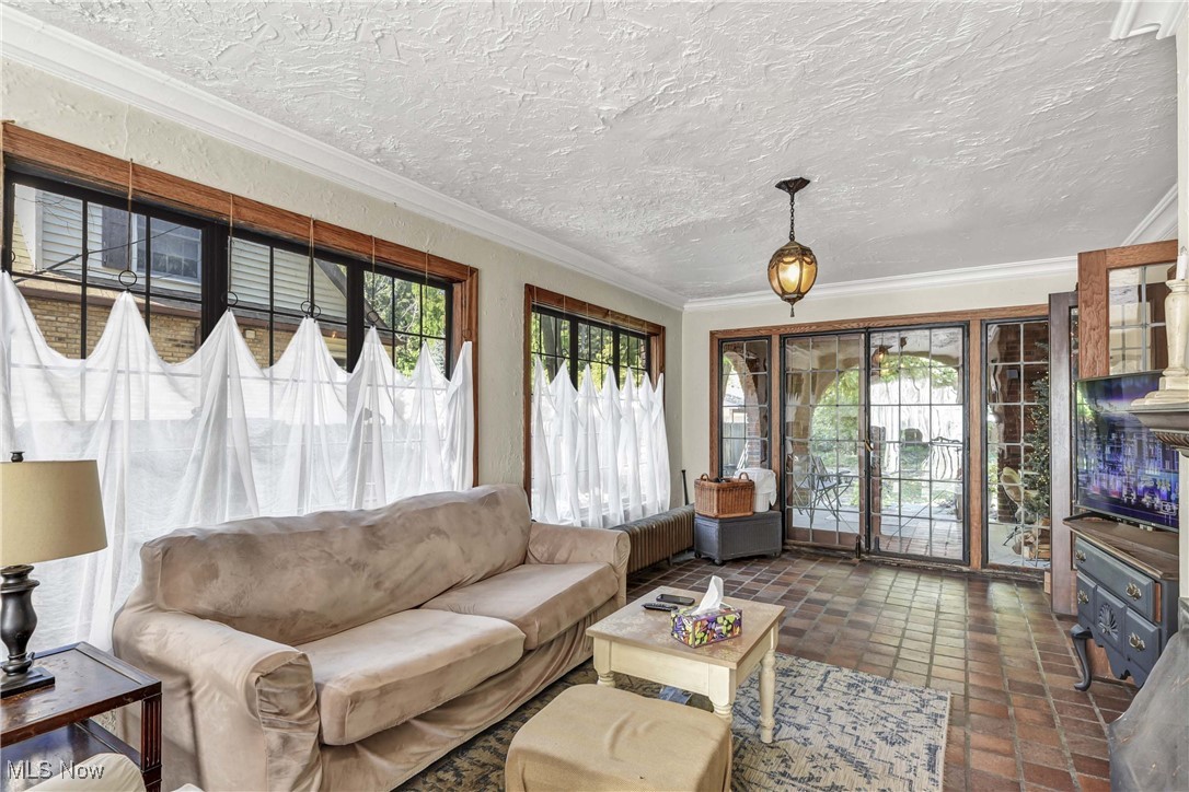 10102 Lake Avenue Cleveland OH 44102