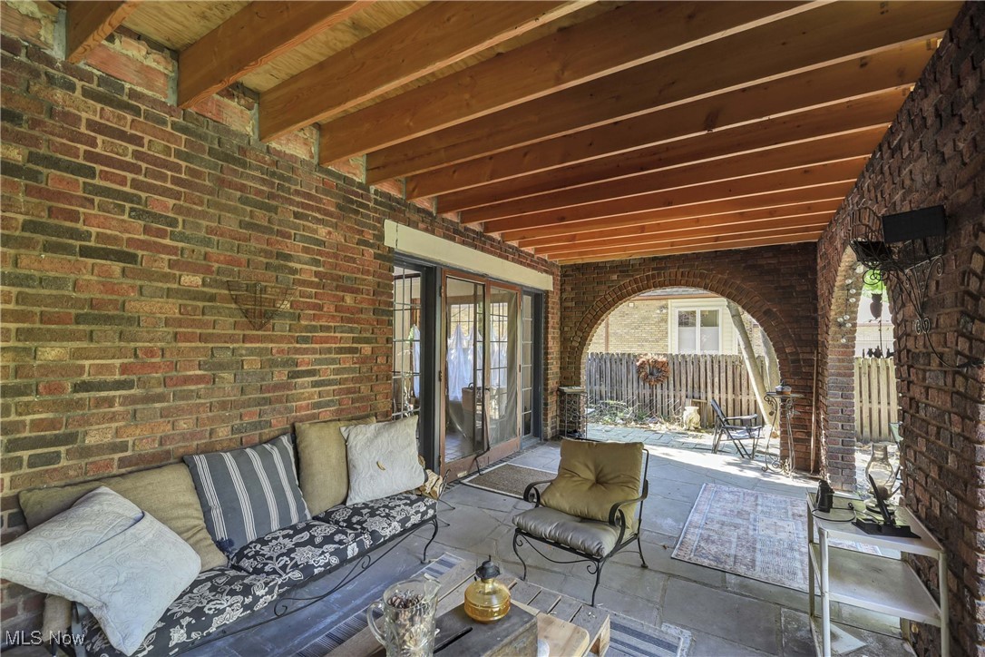 10102 Lake Avenue Cleveland OH 44102