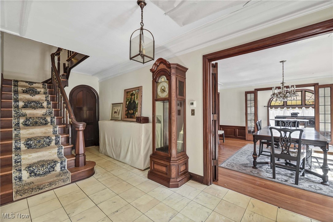 10102 Lake Avenue Cleveland OH 44102