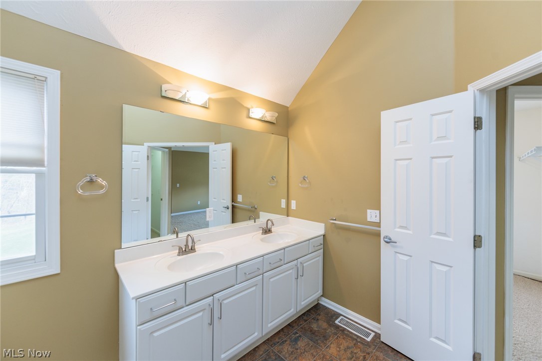 17918 Princeton Circle Strongsville OH 44149