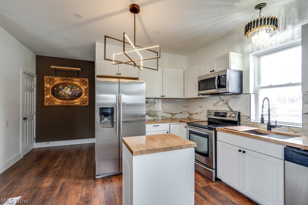 3135 W 46th Street Cleveland OH 44102